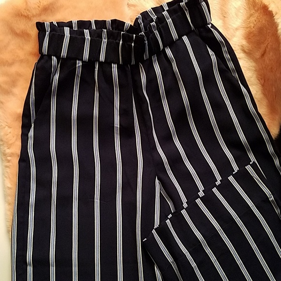 H&M Pants - H&M Capri Navy Blue w/ Light Blue Striped Pants